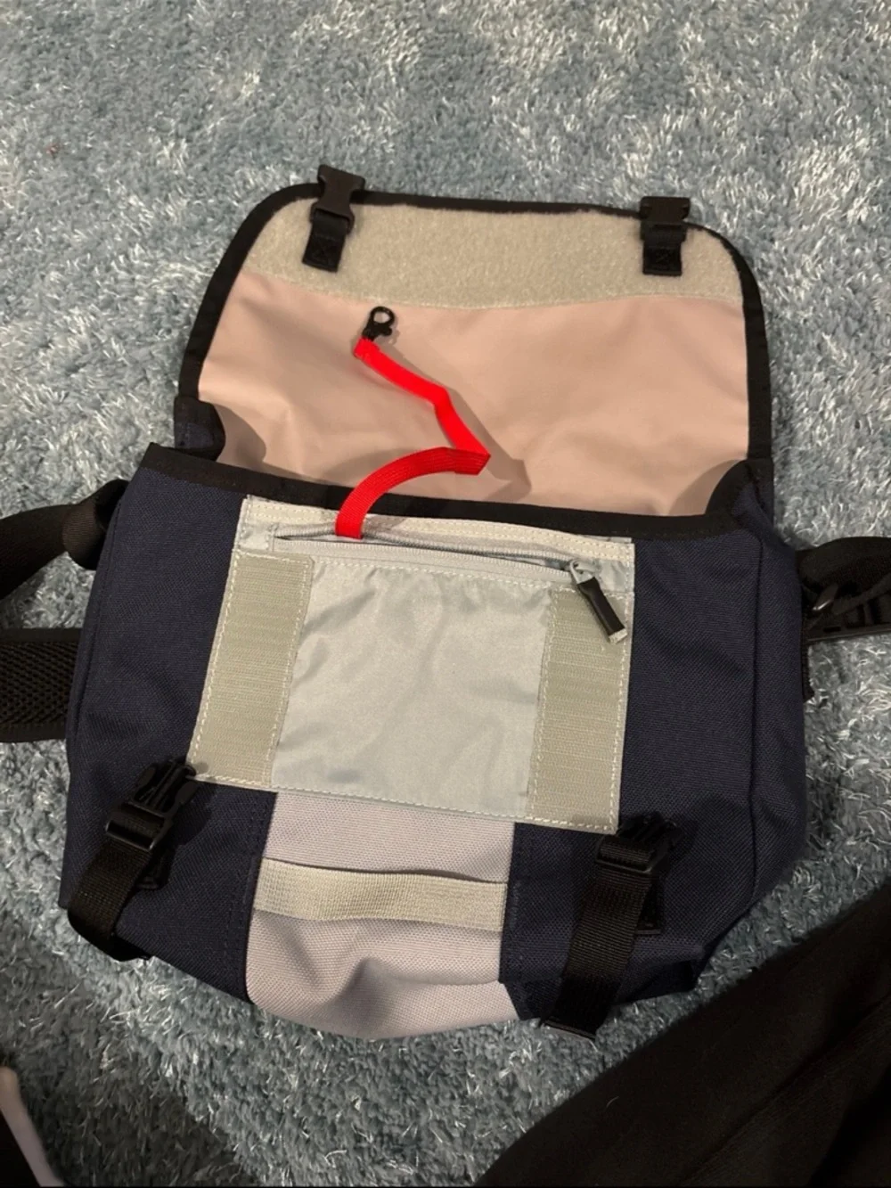 Timbuk2 Navy and Gray Vertical Stripe Messenger Bag - Picture 5 of 7